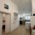 το αρχοντικό της ιωάννας ιι