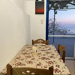 το αρχοντικό της ιωάννας ιι *